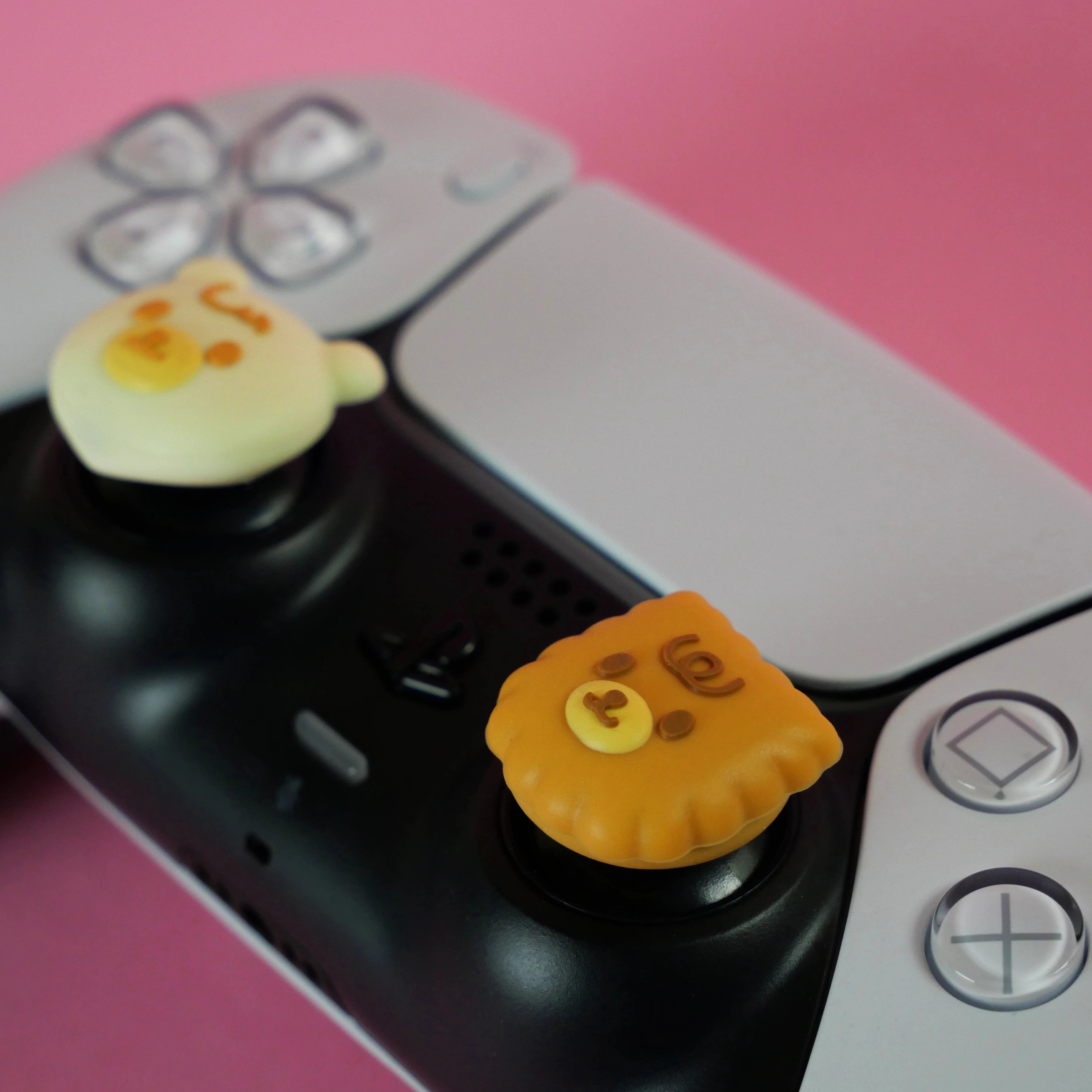 capuchon_joystick_PS4_PS5_XBOX_Switch-pro_multi-caps_Biscuit_2